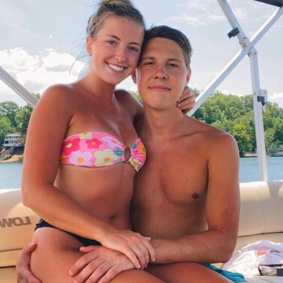 Meet your Posher, Ben - Picture 1 of 4